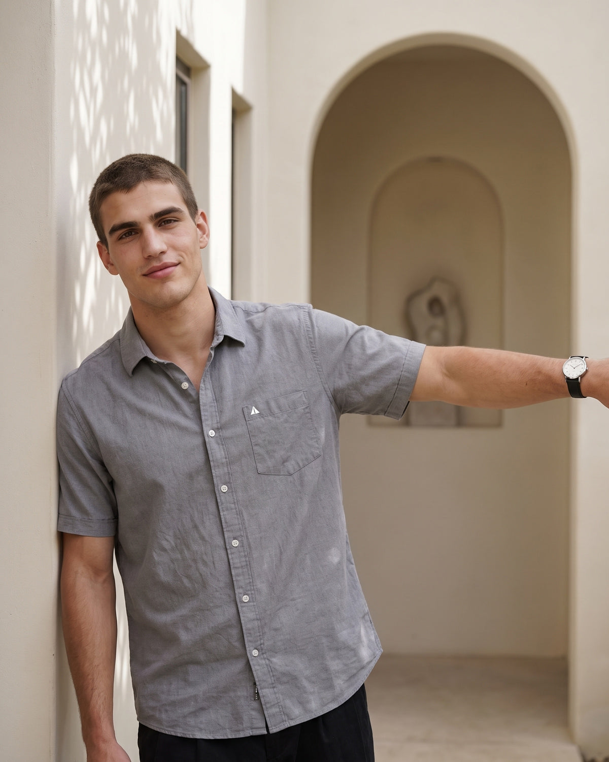 Generous Heritage Linen Short Sleeve Shirt - Charcoal