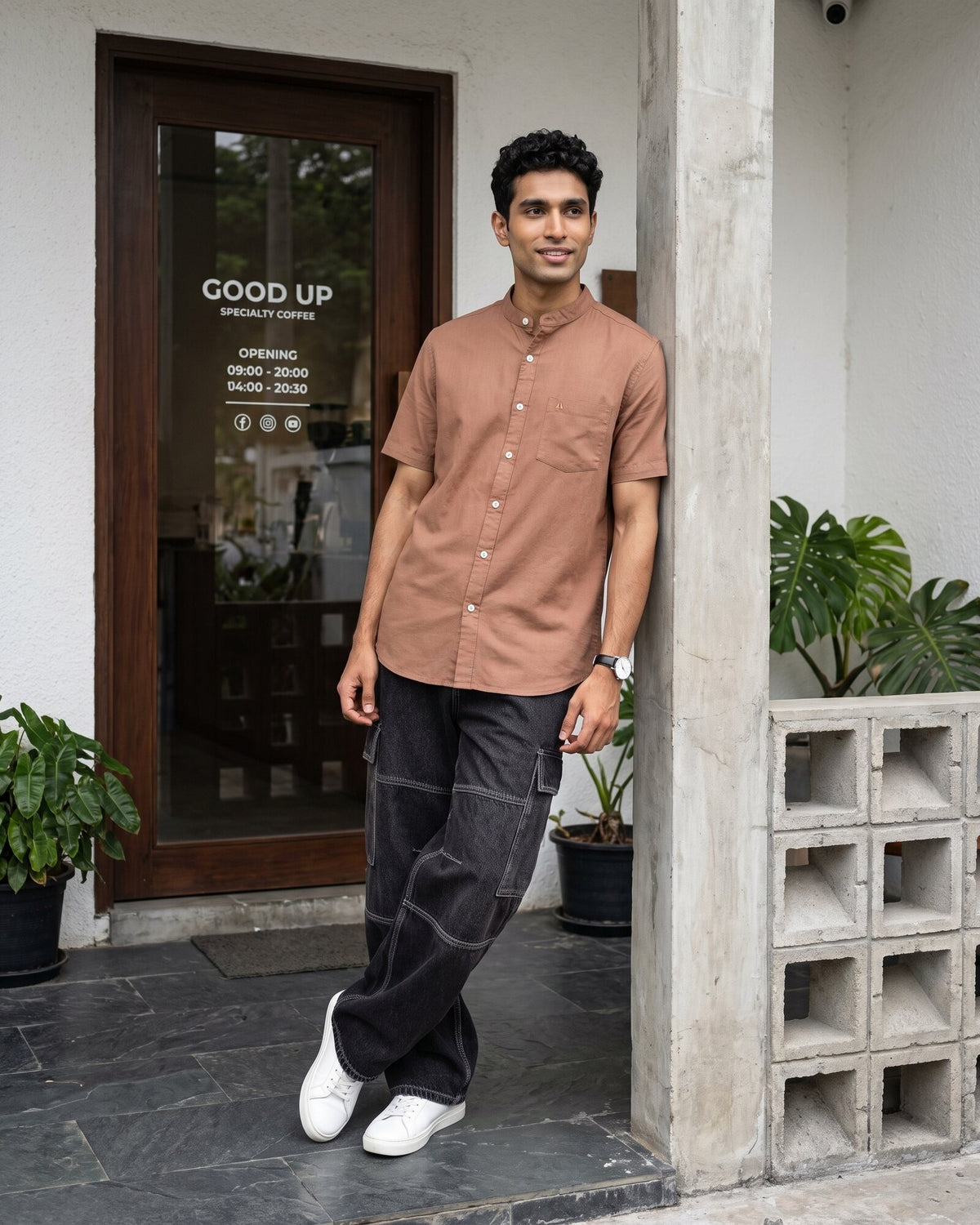 Heritage Linen Chinese Collar Short Sleeve Shirt – Warm Tobacco (1 of 4)