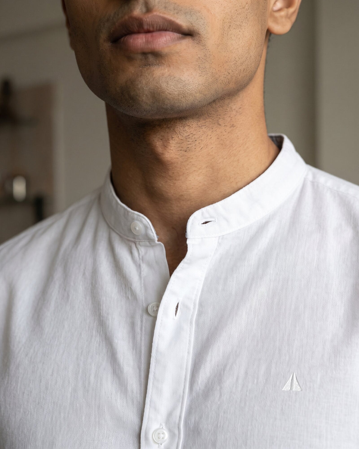 Heritage Linen Chinese Collar Long Sleeve Shirt – Alpine White (1 of 4)