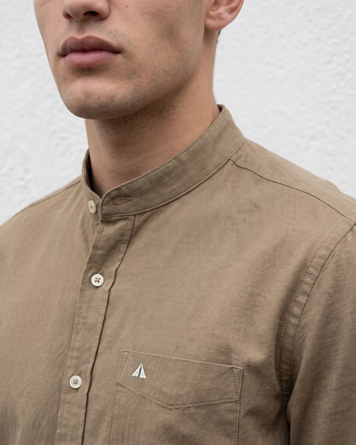 Heritage Linen Chinese Collar Long Sleeve Shirt – Desert Khaki (2 of 4)
