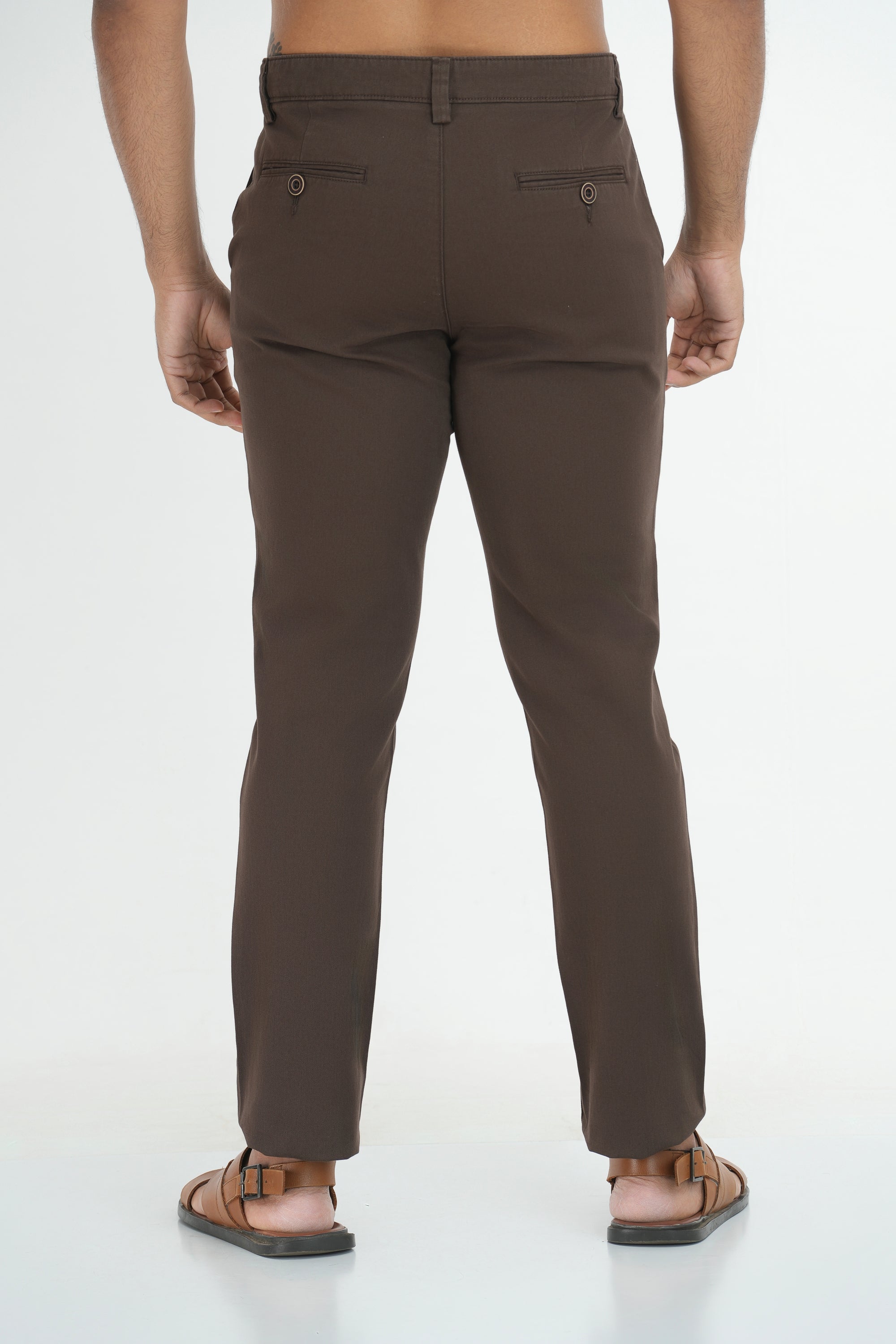 Essential Chinos - Slim Fit - Brown