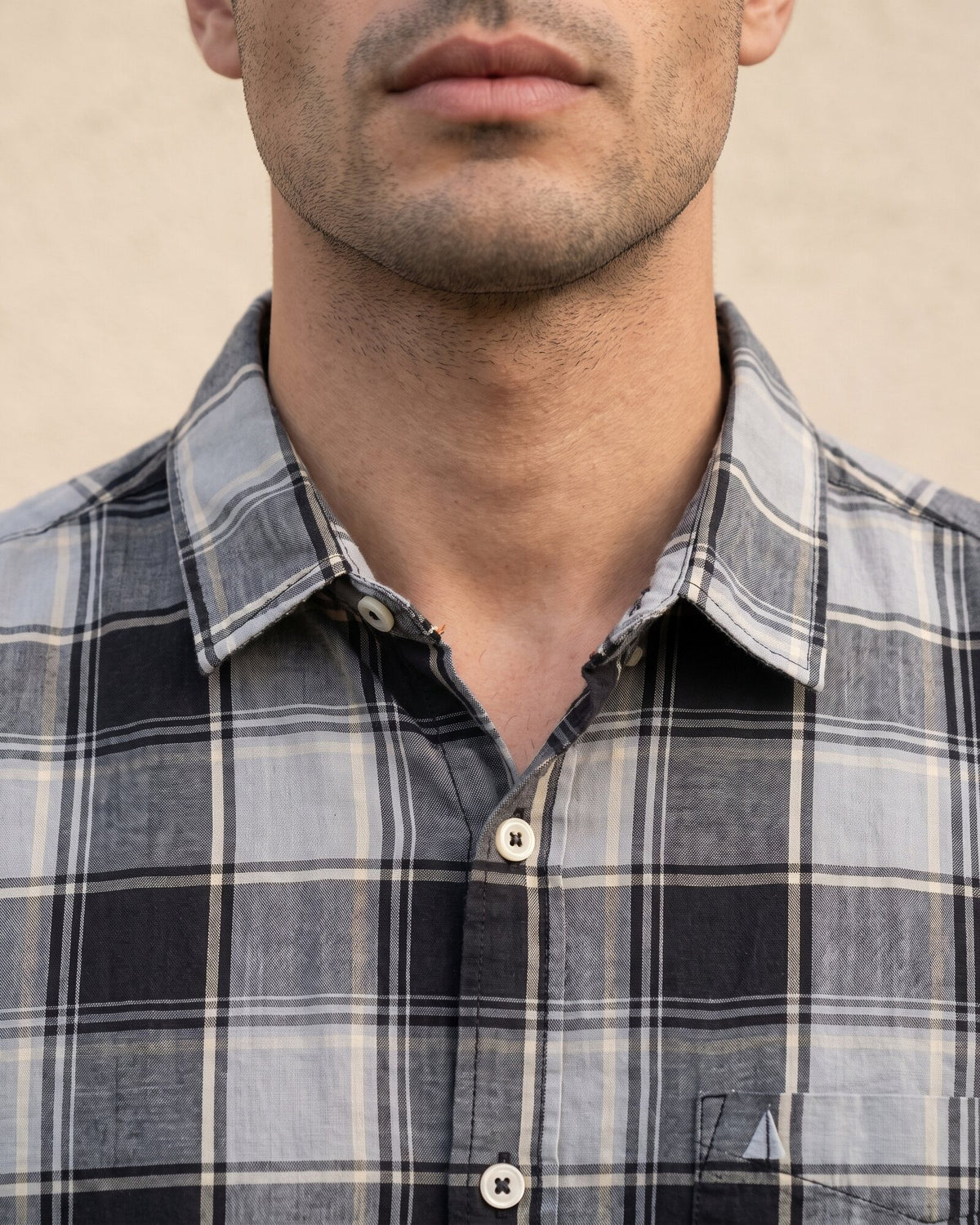 Essential Cotton Check Short Sleeve Shirt – Graphite (1 of 4)