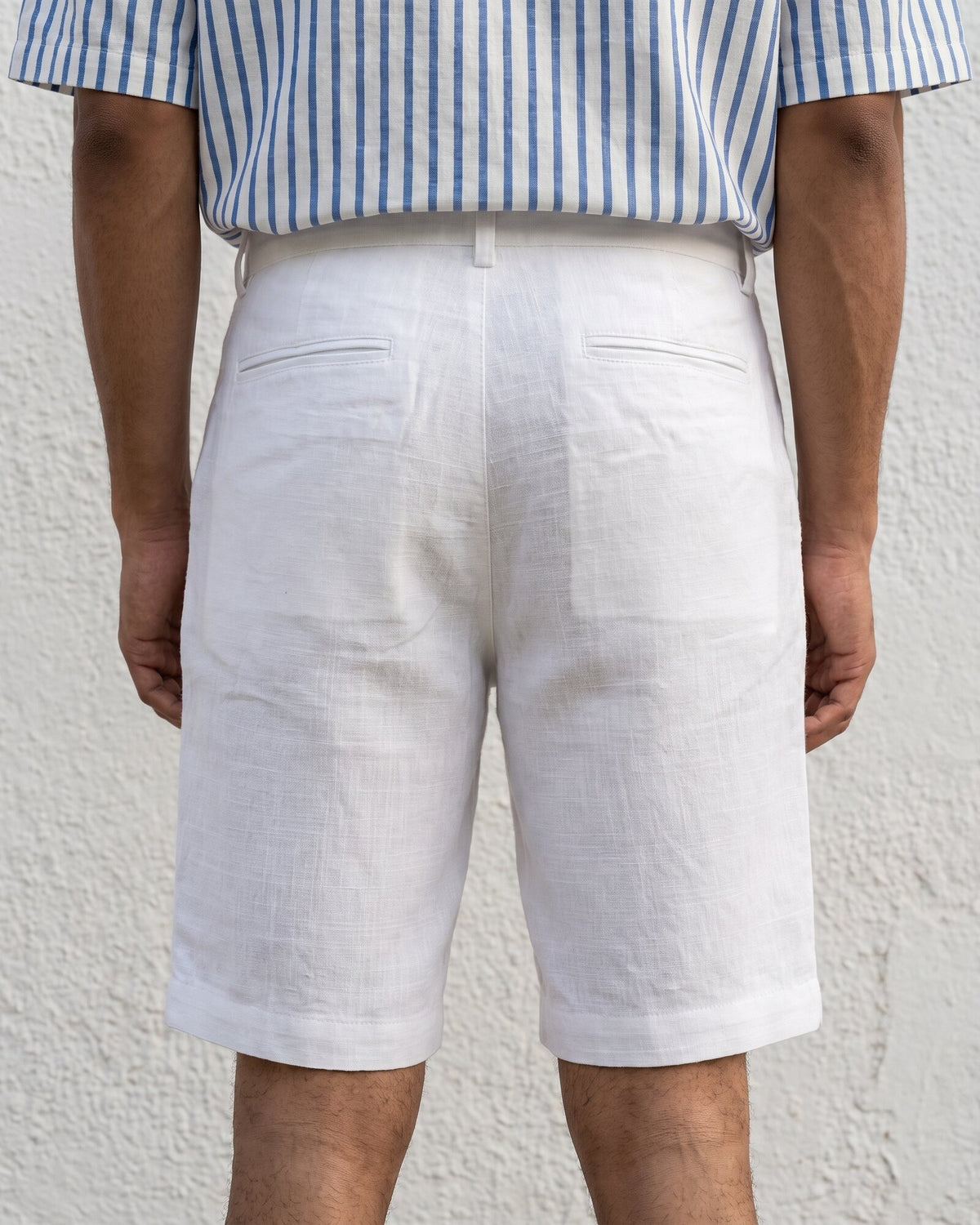 Signature Cotton Short – Alpine White (1 of 4)