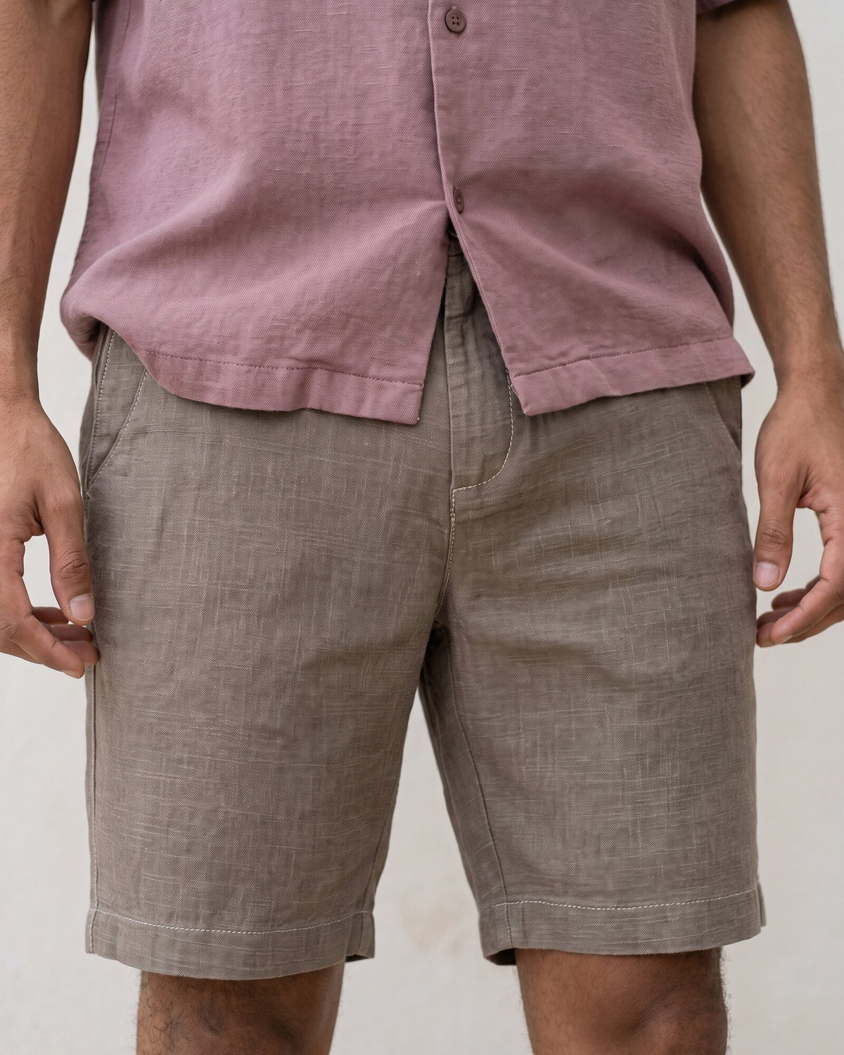 Signature Cotton Short – Desert Khaki (3 of 4)