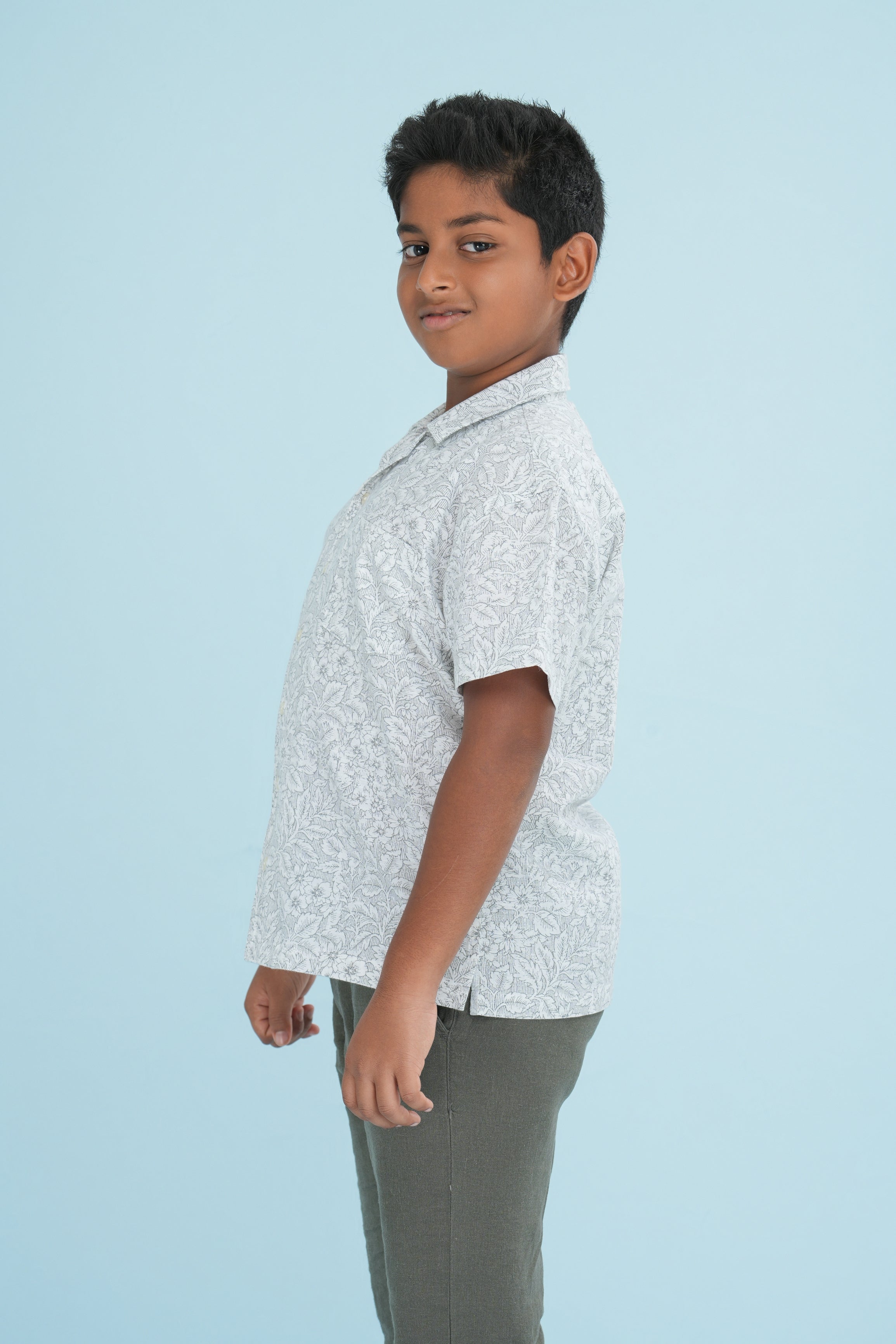 Kids’ Printed Shirt – Cream Fern | AnationZ Junior